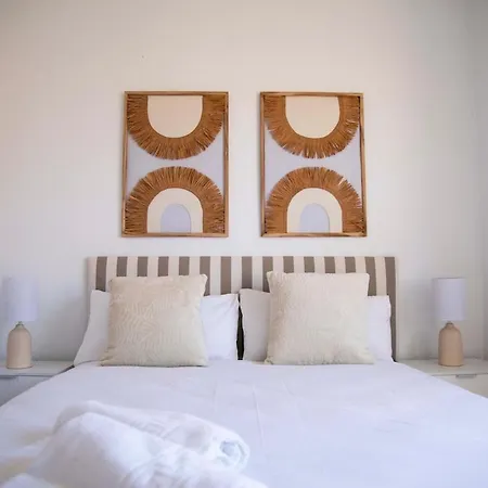 Modern Flat For Pyrenees Adventures - Free Parking Apartment