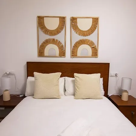 Apartment Modern Flat For Pyrenees Adventures - Free Parking *
