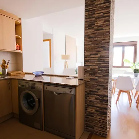 Apartment Modern Flat For Pyrenees Adventures - Free Parking