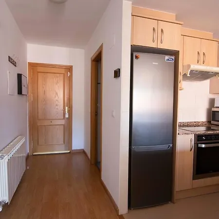 Modern Flat For Pyrenees Adventures - Free Parking *