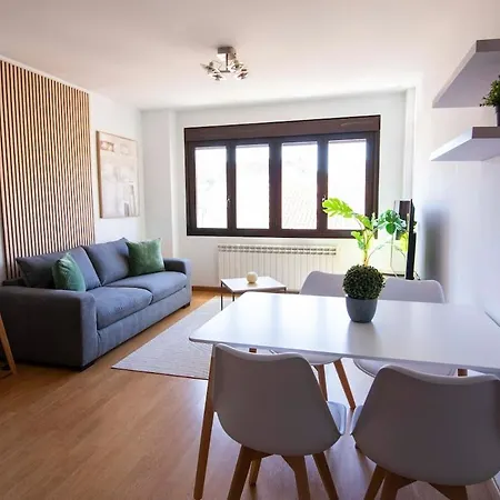 Modern Flat For Pyrenees Adventures - Free Parking * Sabinanigo