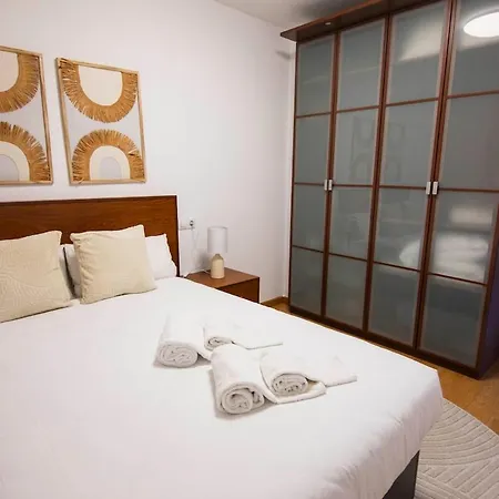 Apartment Modern Flat For Pyrenees Adventures - Free Parking