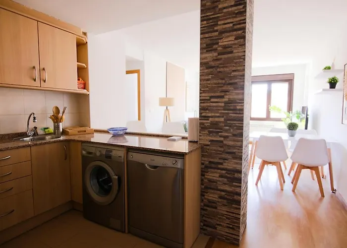 Apartment Modern Flat For Pyrenees Adventures - Free Parking