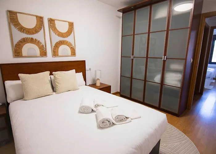 Apartment Modern Flat For Pyrenees Adventures - Free Parking